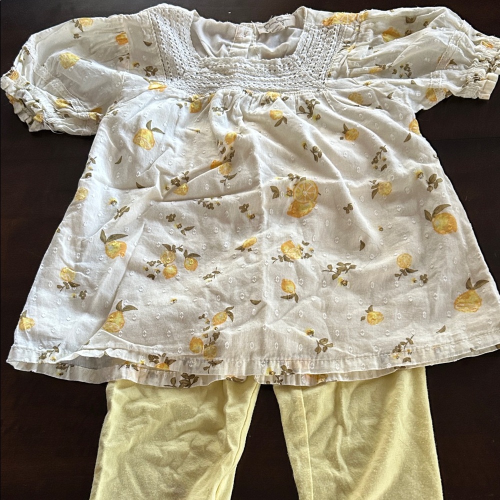 Adorable Jessica Simpson Yellow Floral Set